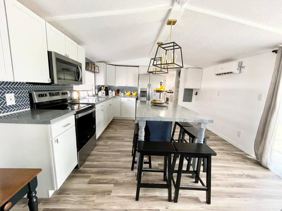Merrit Island Waterfront House Lots Of Parking Villa Merritt Island Екстериор снимка