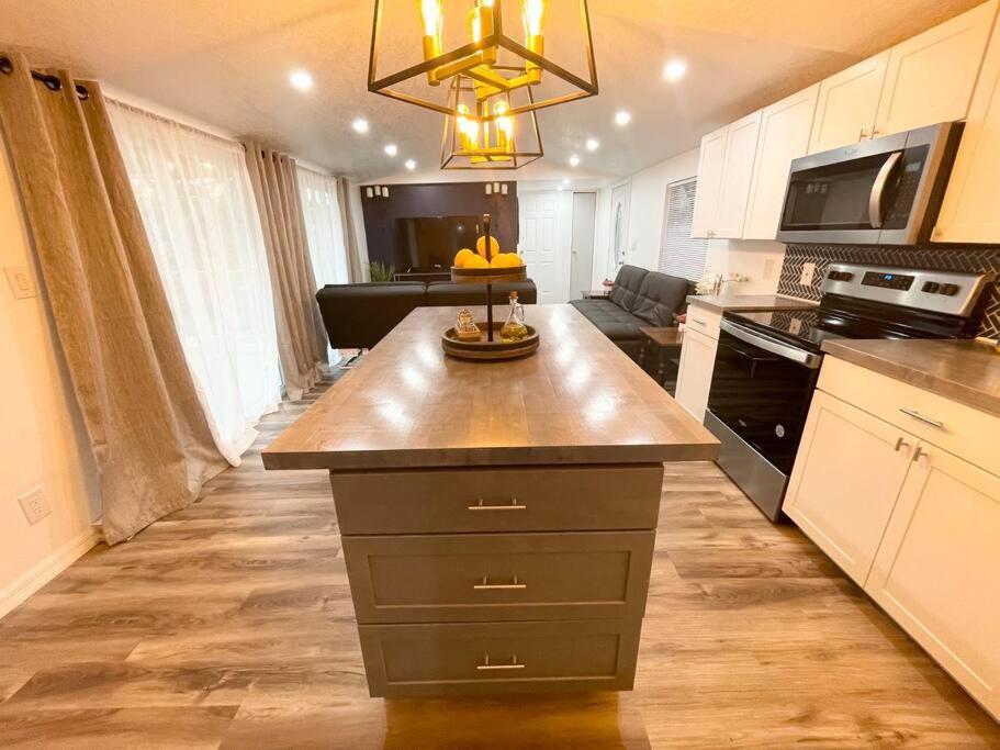 Merrit Island Waterfront House Lots Of Parking Villa Merritt Island Екстериор снимка